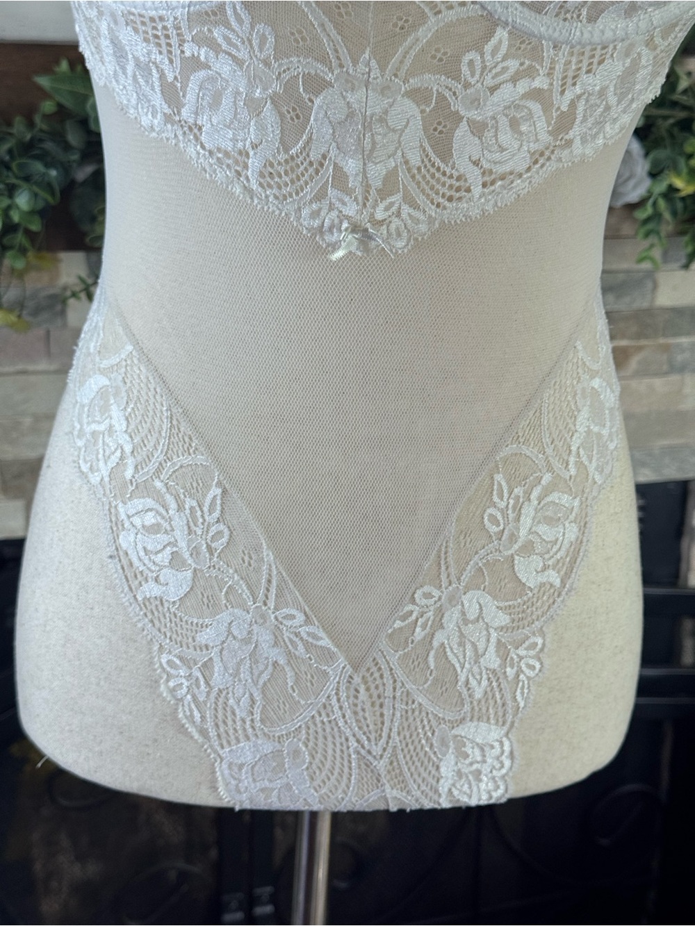Vintage Victoria's Secret Gold Label White Lace Teddy Bodysuit 34C 80s - Picture 5 of 16